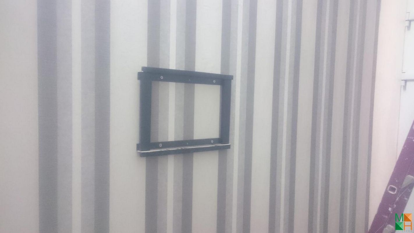 thi-cong-giay-dan-tuong-tai-an-duong-tay-ho-Anh-Dat (3)